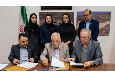 تفاهمنامه همکاری مشترک بین دانشگاه خاتم و شرکت اینوستوران امضا شد