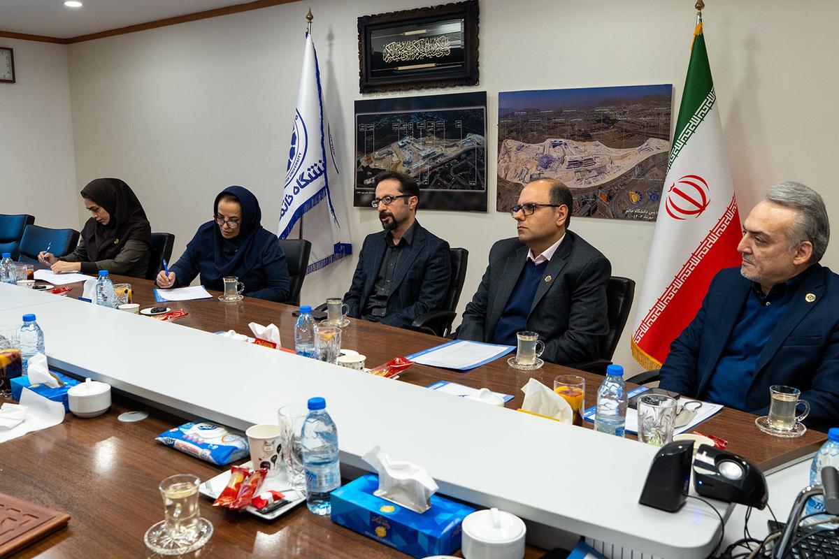 مدیر جدید واحد پژوهش دانشگاه خاتم معرفی شد