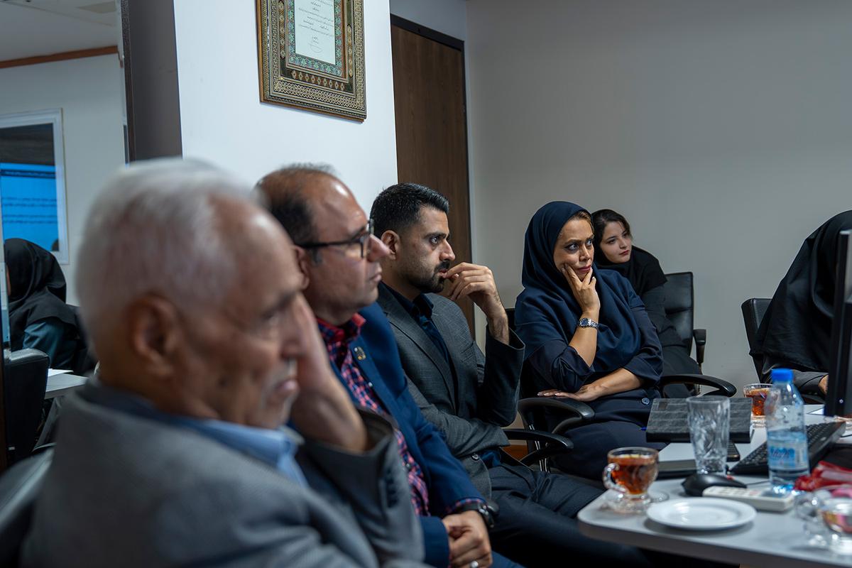 دومین هم‌اندیشی توسعه زیست‌بوم پژوهشی دانشگاه خاتم برگزار شد