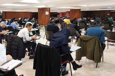 An English Test with the Same Level as IELTS Was Held for Pasargad Bank Managers